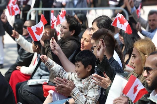 افزایش قابل توجه درآمد مهاجران دائم کانادا در مقایسه با جمعیت عمومی