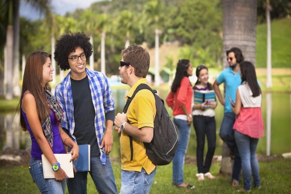 ضرر میلیون دلاری دانشگاه پرنس ادوارد و کالج هالند ضرر میلیون دلاری دانشگاه پرنس ادوارد و کالج هالند