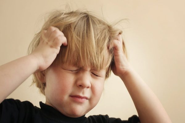 علائم میگرن در کودکان