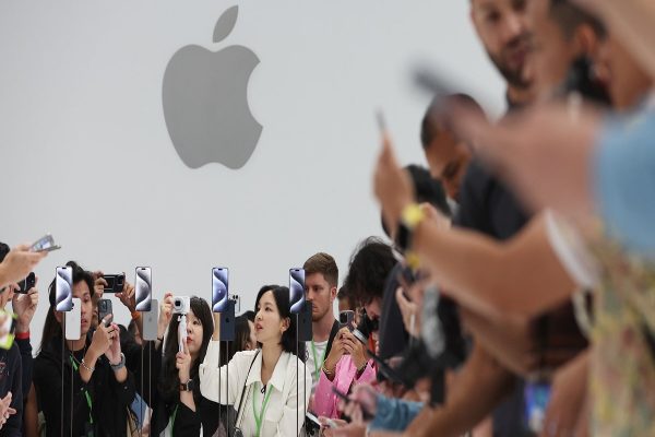 اپل بالاخره از آیفون ۱۵ رونمایی کرد
