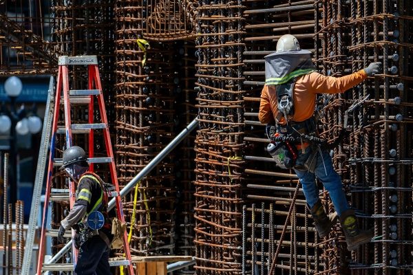 برنامه کارگران موقت خارجی کانادا؛ تغییرات اساسی و تأثیر آن بر بازار کار برنامه کارگران موقت خارجی کانادا؛ تغییرات اساسی و تأثیر آن بر بازار کار