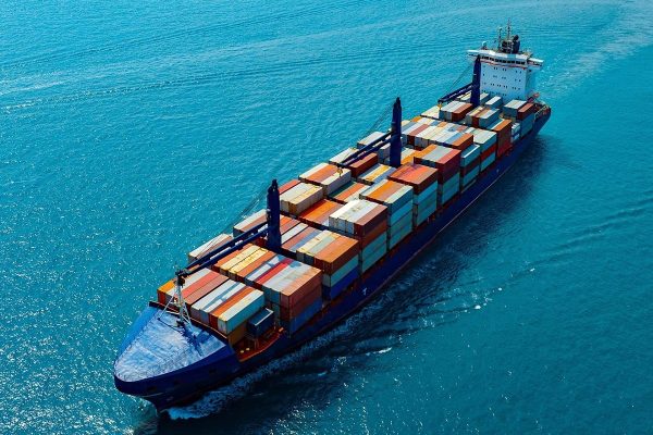 تغییر مسیر محموله‌ها به کانادا برای دور زدن تعرفه‌های آمریکا