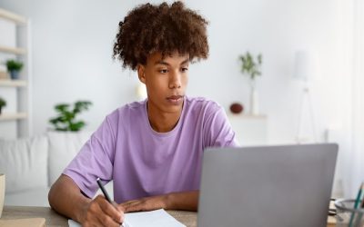 دوره‌های آموزشی رایگان دانشگاه‌های کانادا: یادگیری آنلاین بدون نیاز به ثبت‌نام رسمی