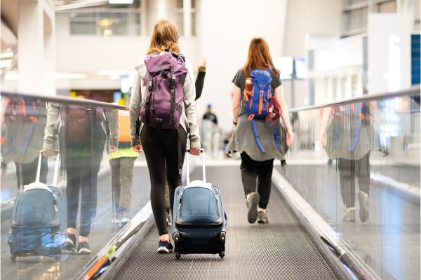 ما امنيت و آرامش نداريم! مهاجران فصلی كانادا برای هميشه از آمريكا نقل مكان میكنند  ما امنيت و آرامش نداريم! مهاجران فصلی كانادا برای هميشه از آمريكا نقل مكان میكنند