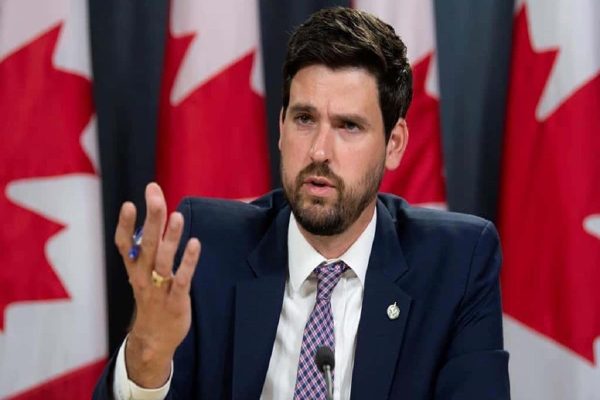 مهاجران کانادا در حال ترک این کشور هستند