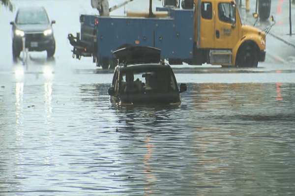 بارش شدید باران و سیل در تورنتو