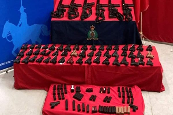کشف و ضبط 59 قبضه سلاح گرم غیرقانونی در مرز کانادا و ایالات متحده