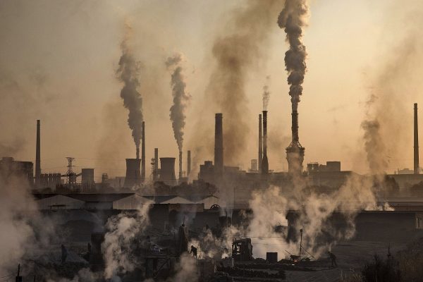 نیمی از کانادایی‌ها مالیات کربن را در تغییرات اقلیمی بی‌اثر می‌دانند