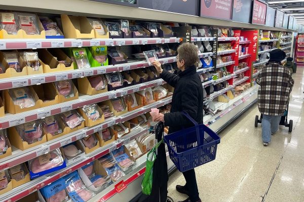 چه کسی مقصر اصلی افزایش قیمت مواد غذایی در کانادا است؟