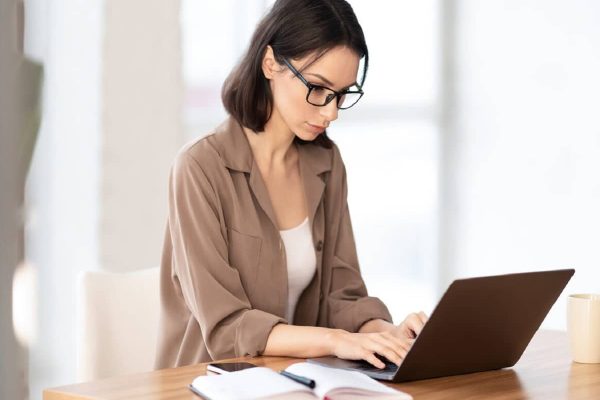 کدام شهرهای کانادا بیشترین نیروی دورکار و هیبریدی را دارند؟