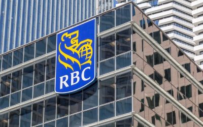 مدیر مالی سابق RBC خواستار ۵۰ میلیون دلار غرامت شد