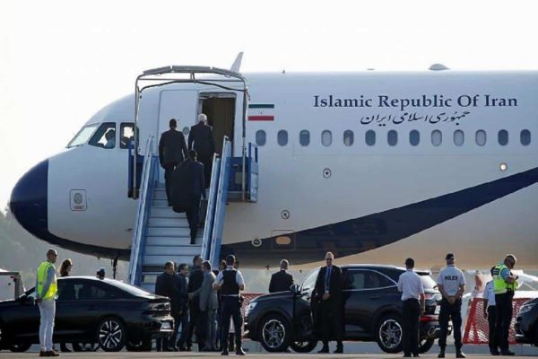 ظریف به محل اجلاس گروه هفت دعوت شد و پس از گفتگوی ۴ ساعته فرانسه را ترک کرد