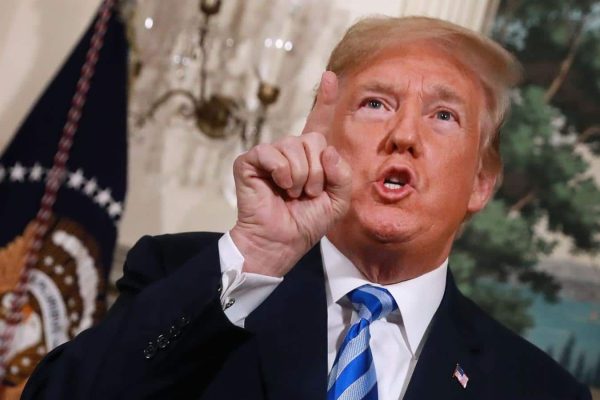 956116492.jpg.0 ترامپ: دوست دارم مقامهای ایران با من تماس بگیرند