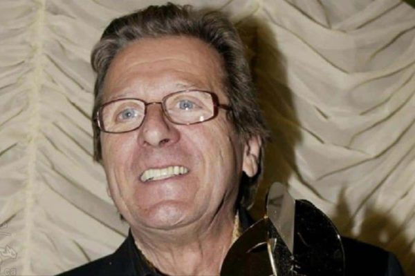 Albert Millaire آلبرت میلار