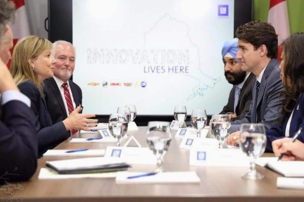 دیدار جاستین ترودو با مدیر عامل جنرال موتورز
