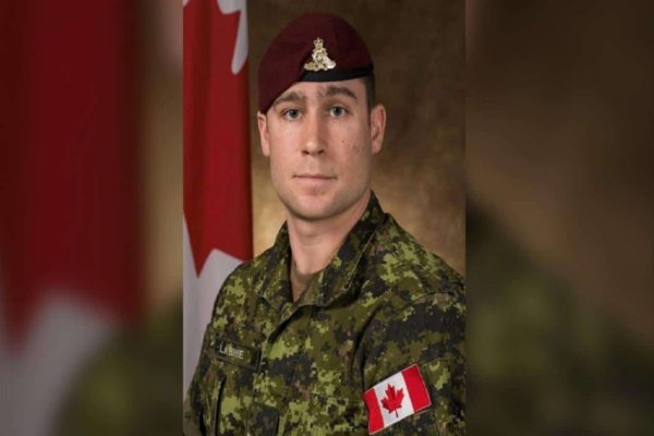 بازگشت پیکر سرباز کبکی کشته شده در بلغارستان به وطن / واکنش نخست وزیر ترودو