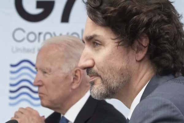 ترودو و بایدن درباره بازگشایی مرز کانادا و آمریکا گفتگو کردند