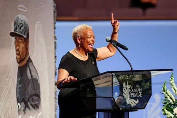 مراسم خاکسپاری جورج فلوید