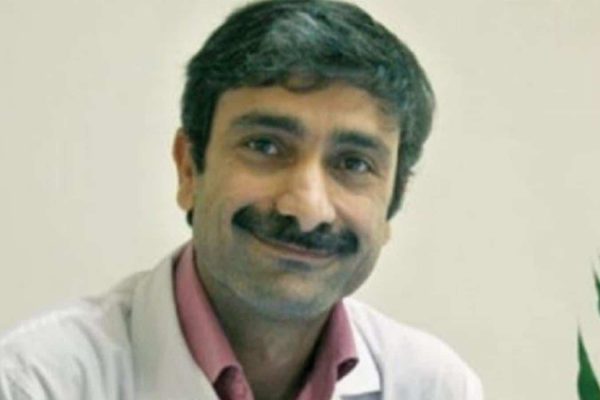 دکتر حسین بهاروند دانشمند ایرانی بعنوان اولین ایرانی برنده جایزه آکادمی جهانی علوم در حوزه زیست شناسی