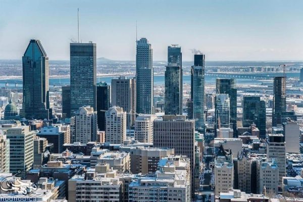 Montreal-WEB-A Montreal Skyline from Kondiaronk Belvedere / Mont-Royal in Winter (Marc Bruxelle/Shutterstock)