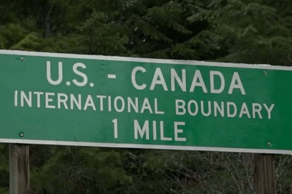 واکسیناسیون کانادایی ها در آن سوی مرز