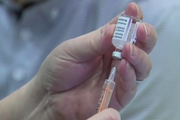 تزریق واکسن کووید۱۹ آسترازنکا