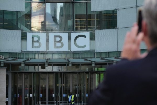 از استعفای رییس بیبیسی تا آنلاین شدن یکی از قدیمیترین روزنامه های چاپی جهان از استعفای رییس بیبیسی تا آنلاین شدن یکی از قدیمیترین روزنامه های چاپی جهان