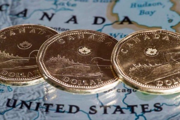 دلار کانادا