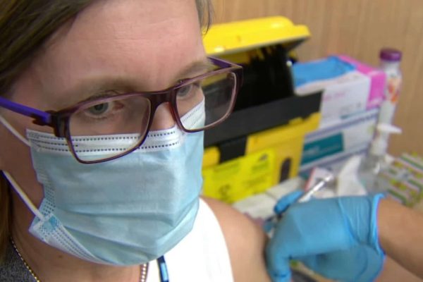 واکسیناسیون کووید۱۹ کبک