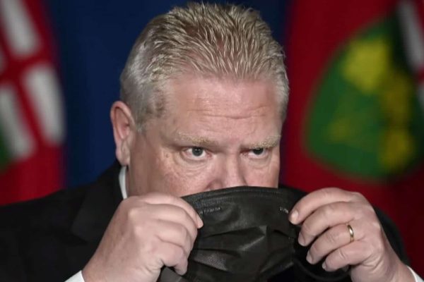 ابراز شگفتی نخستوزیر انتاریو از حمل نمادهای نفرتانگیز در اعتراض کامیونداران ابراز شگفتی نخستوزیر انتاریو از حمل نمادهای نفرتانگیز در اعتراض کامیونداران