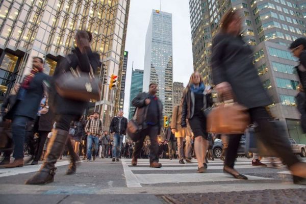 نرخ مالیات بر درآمد کانادا رقابتی نیست