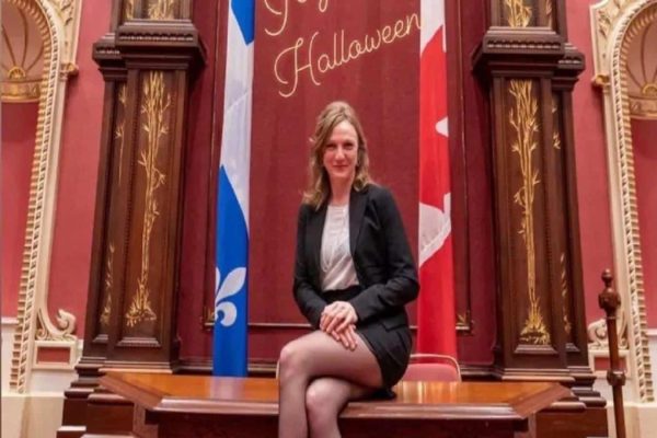 ممنوعیت حجاب در کبک