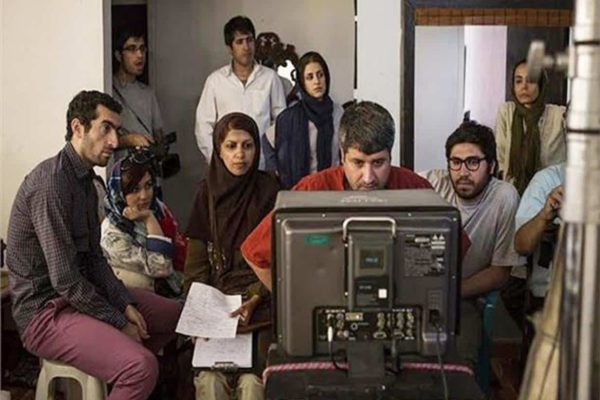 حالا آن دوستی‌ها و همکاری به ناچار شکایتی را در پی دارد و معلوم نیست پرونده شکایت مجتبی جباری از عبدالرضا کاهانی به کجا خواهد رسید.