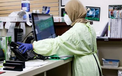 مجله انجمن پزشکی کانادا نامه بحث‌برانگیز حجاب را پس گرفت
