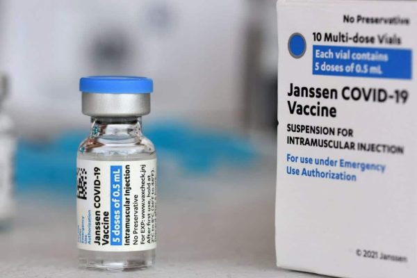 واکسن جانسون اند جانسون در کانادا