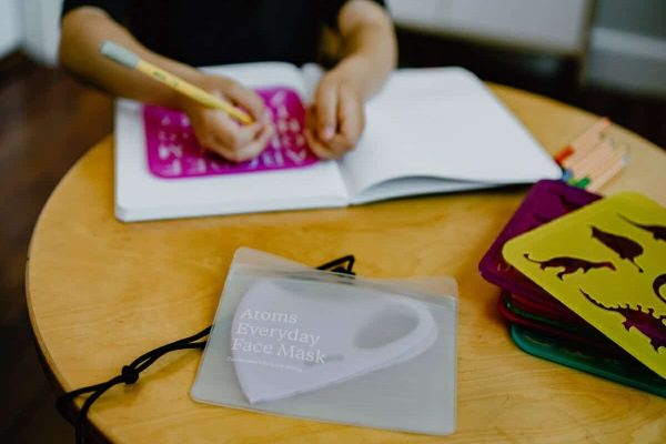 اگر معلمان بیمار هستند، میتوان از والدین کبکی خواست که بر کلاسهای درس نظارت کنند اگر معلمان بیمار هستند، میتوان از والدین کبکی خواست که بر کلاسهای درس نظارت کنند