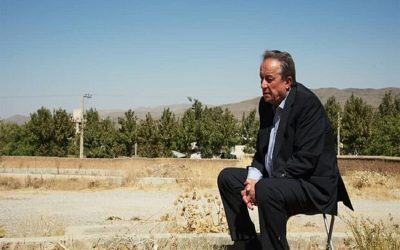 محسن خان جهانی «مثل درخت» را نمایش می‌دهد