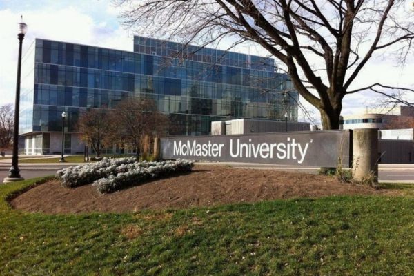 دانشگاه مکمستر دانشگاه مکمستر