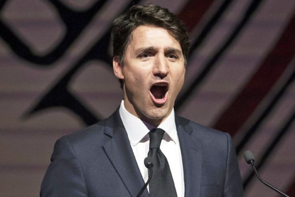 کاهش شدید محبوبیت نخست وزیر جاستین ترودو در بین کانادایی‌ها