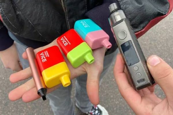 کبک فروش محصولات ویپینگ طعم دار را ممنوع خواهد کرد