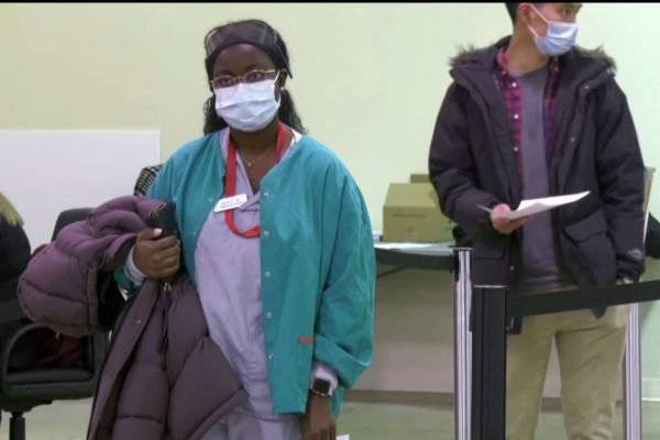 زمان واکسیناسیون کووید۱۹ در کانادا