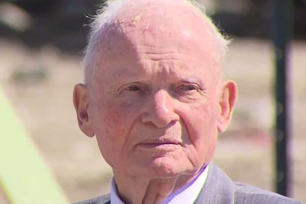 نخست وزیر سابق انتاریو