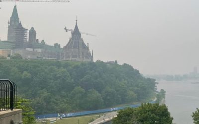 از برگزاری انتخابات شهرداری تورنتو تا لغو رویدادها در پی آلودگی هوای اتاوا