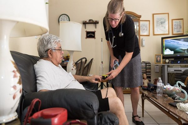 پروژه آزمایشی کبک، مراقبت‌های پزشکی و بستری در منزل 