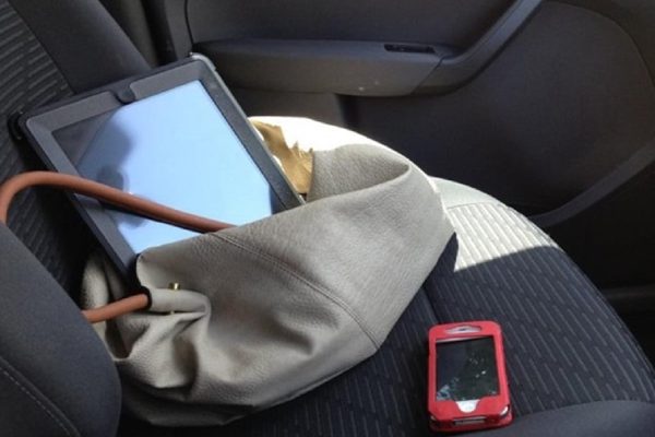 اوبر کانادا فهرستی از اشیاء عجیب و غریب باقی مانده مسافران را منتشر کرد