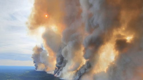 شمال بریتیش کلمبیا، انتاریو و آلبرتا همچنان در معرض خطر آتش‌سوزی‌