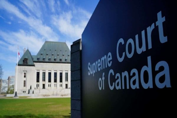 با حکم دادگاه عالی کانادا عامل کشتار مسجد شهر کبک پس از ۲۵ سال آینده مشروط کرد با حکم دادگاه عالی کانادا عامل کشتار مسجد شهر کبک پس از ۲۵ سال آینده مشروط کرد