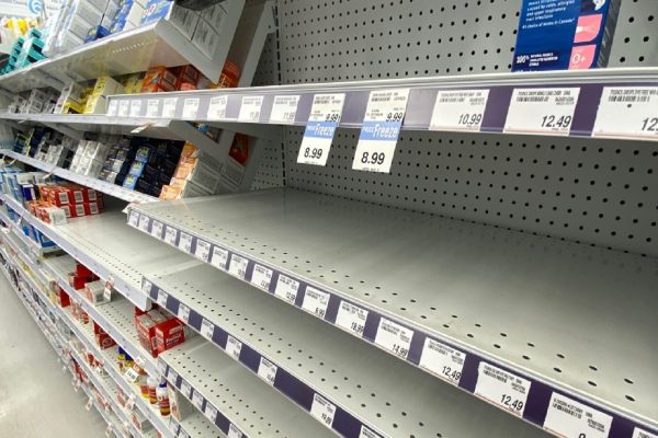 تا هفته آینده ۱ میلیون شیشه داروی مسکن کودکان وارد کانادا می‌شود