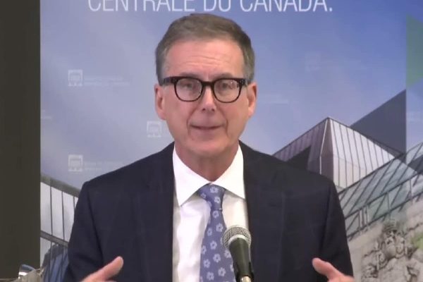 رئیس بانک مرکزی کانادا از تلاش دولت برای رساندن تورم به ۲ درصد خبر داد