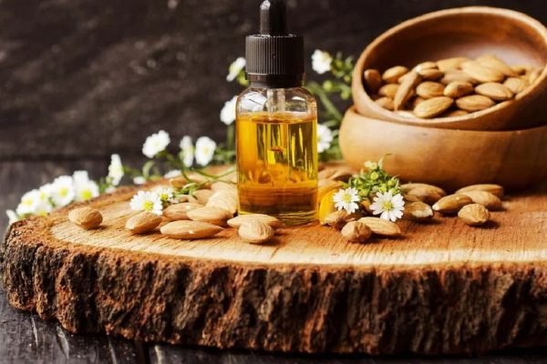 پنج فایده روغن بادام در حوزه زیبایی